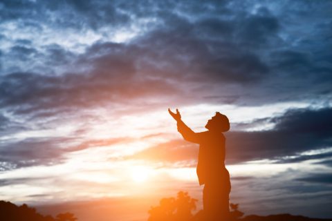 silhouette-handsome-asian-man-praying_optimized